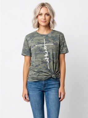 Faith camouflage T-shirt size large
